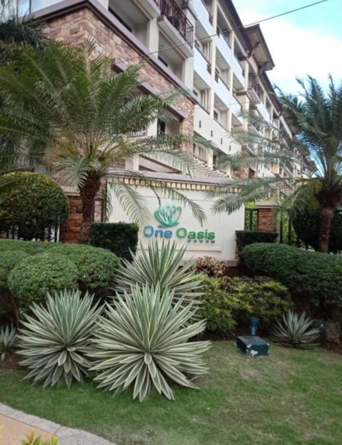 Cozy 2Br With Free Pool Beside Sm City Mall 达沃 外观 照片